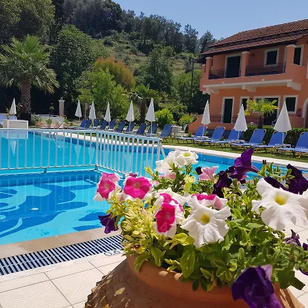 Hotel apartamentowy Varvara & Ii Peroulades (Corfu)