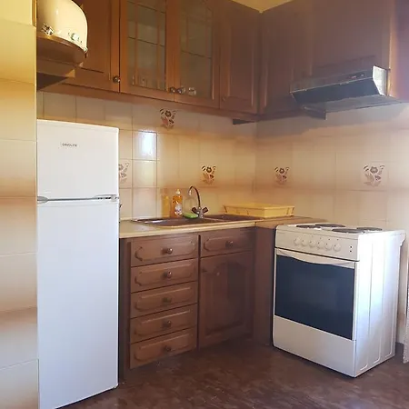 Hotel apartamentowy Varvara & Ii Peroulades (Corfu)