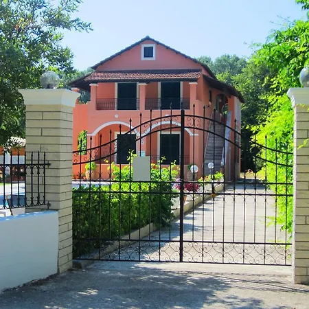 Aparthotel Varvara & Ii