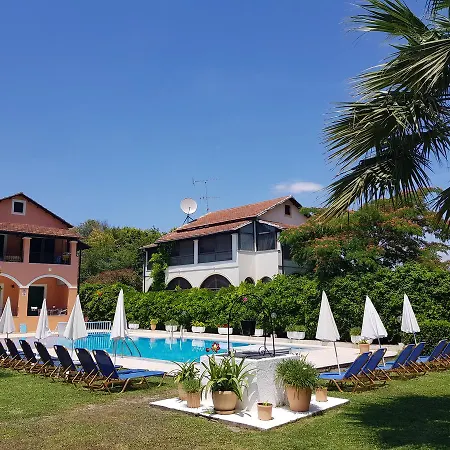 Varvara & Ii Appart hôtel *