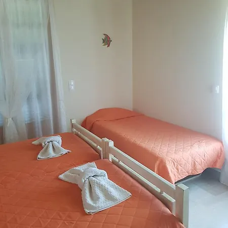 Varvara & Ii Aparthotel